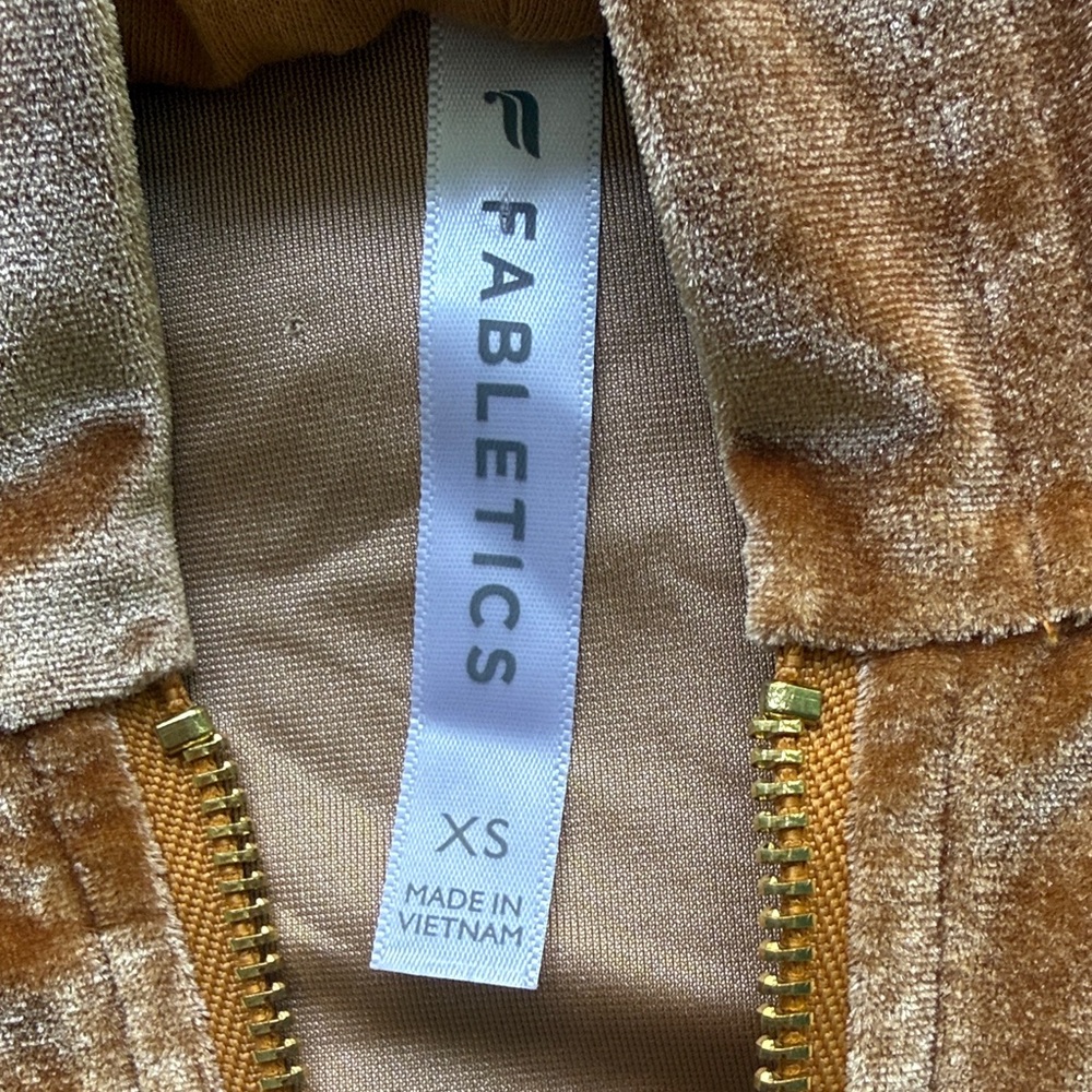 Fabletics Donna Velour Hoodie Brown Velvet Jacket - Picture 4 of 7